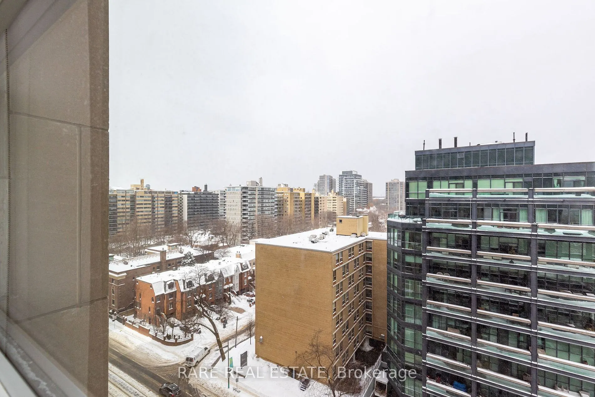 111 St. Clair Avenue W, #904