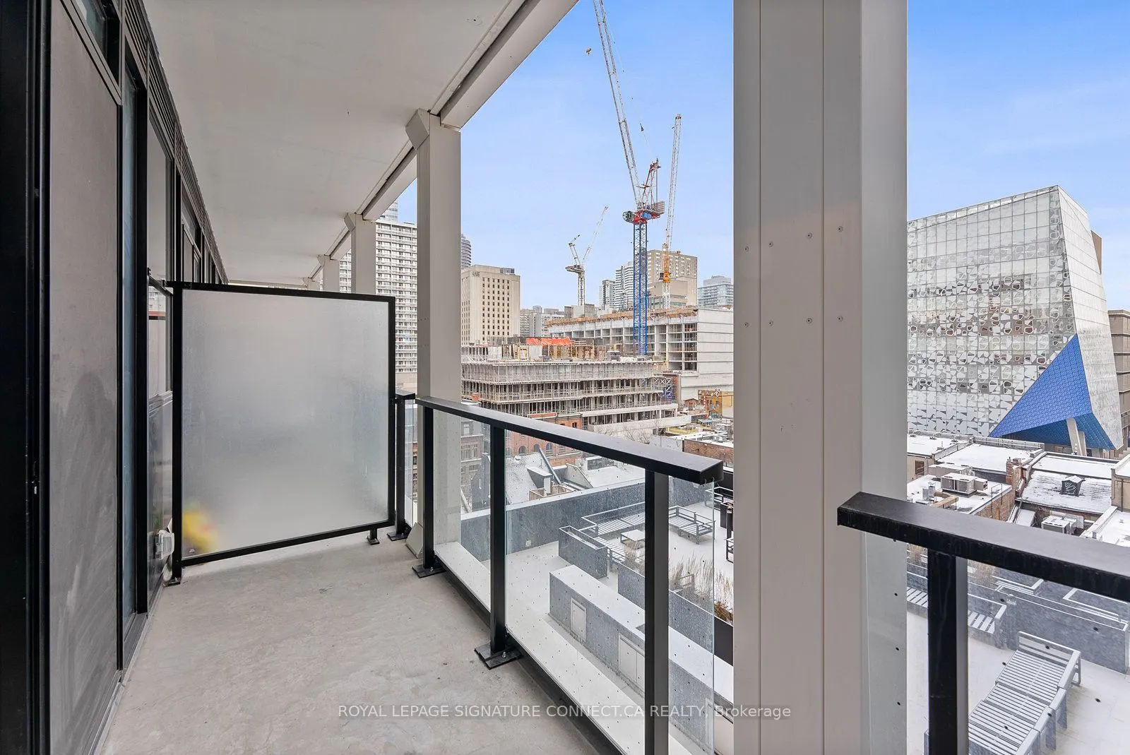 20 Edward Street, #517