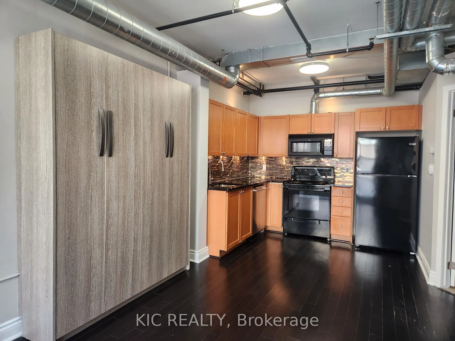 284 St Helens Avenue, #135