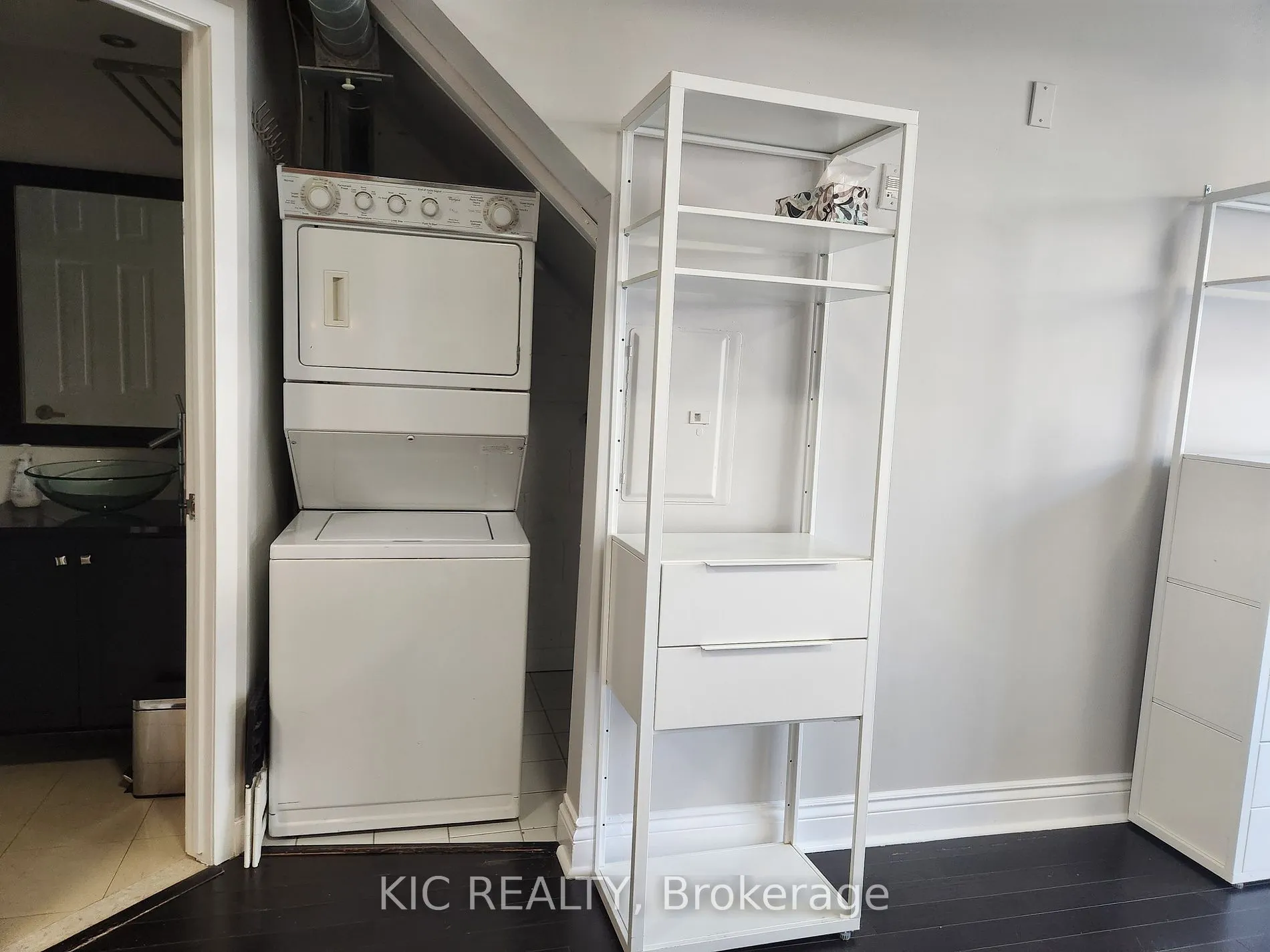 284 St Helens Avenue, #135