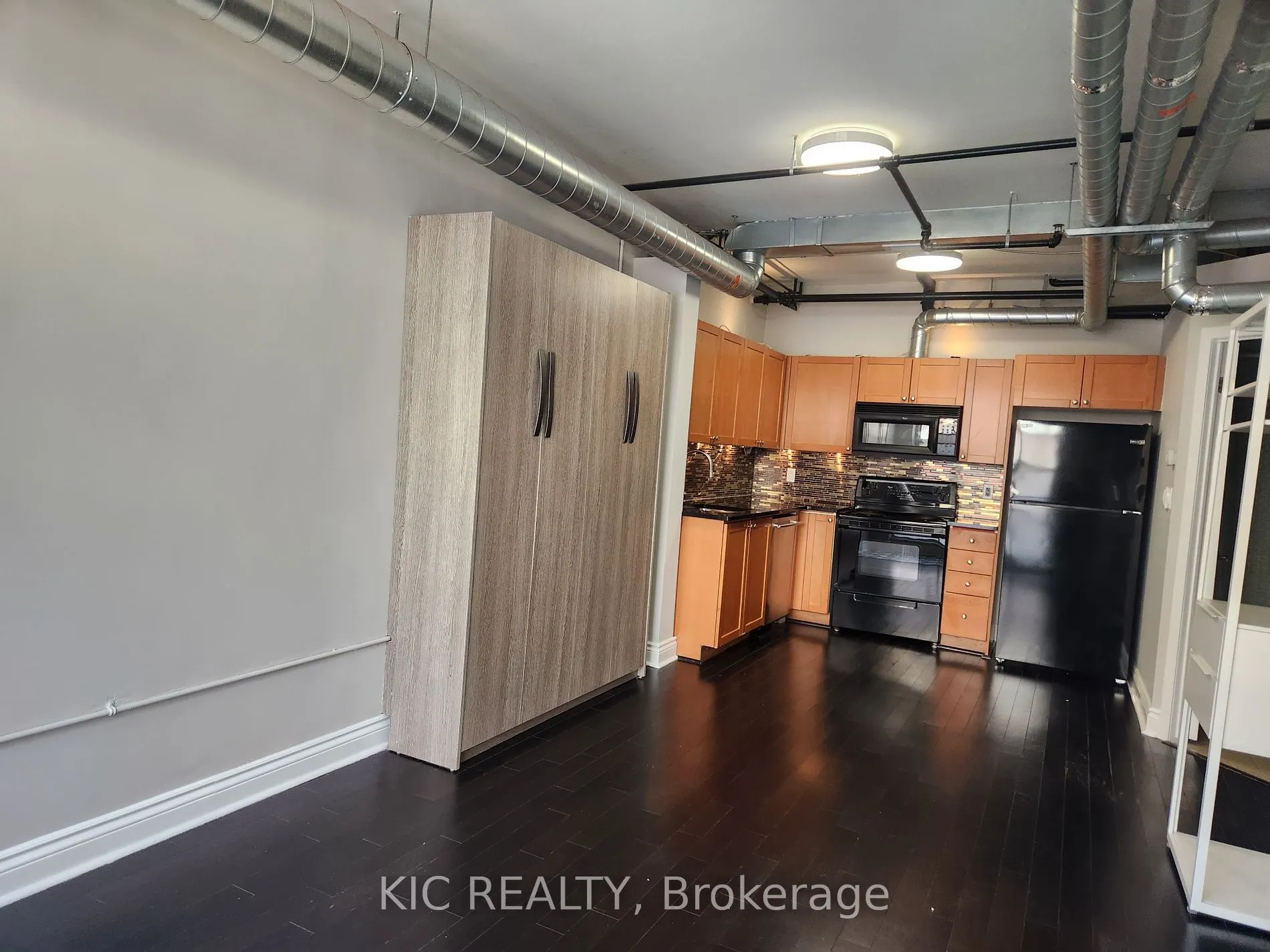 284 St Helens Avenue, #135
