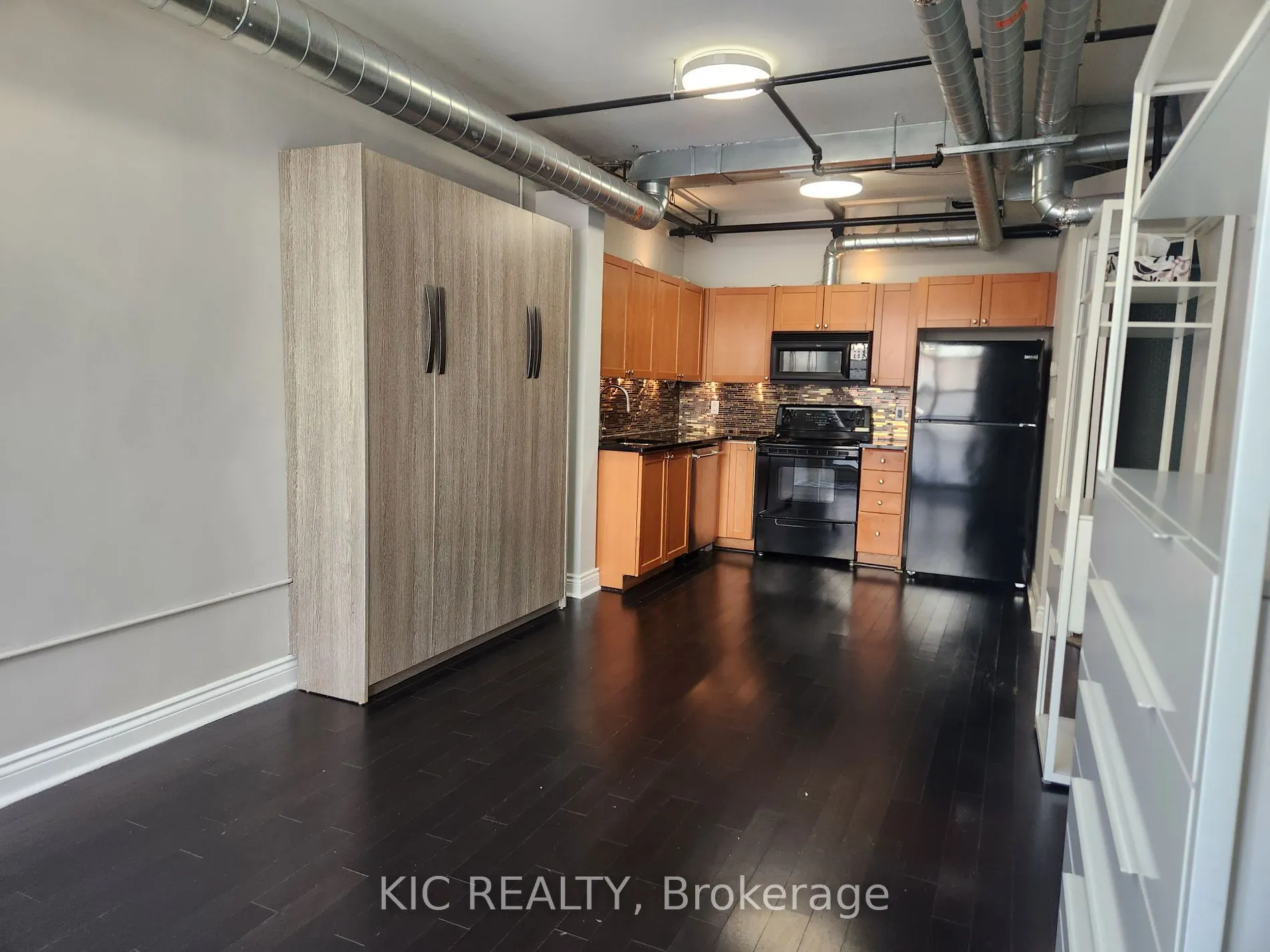 284 St Helens Avenue, #135