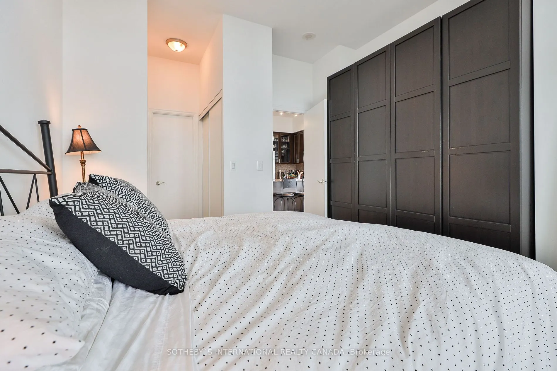 8 Scollard Street, #Ph 201