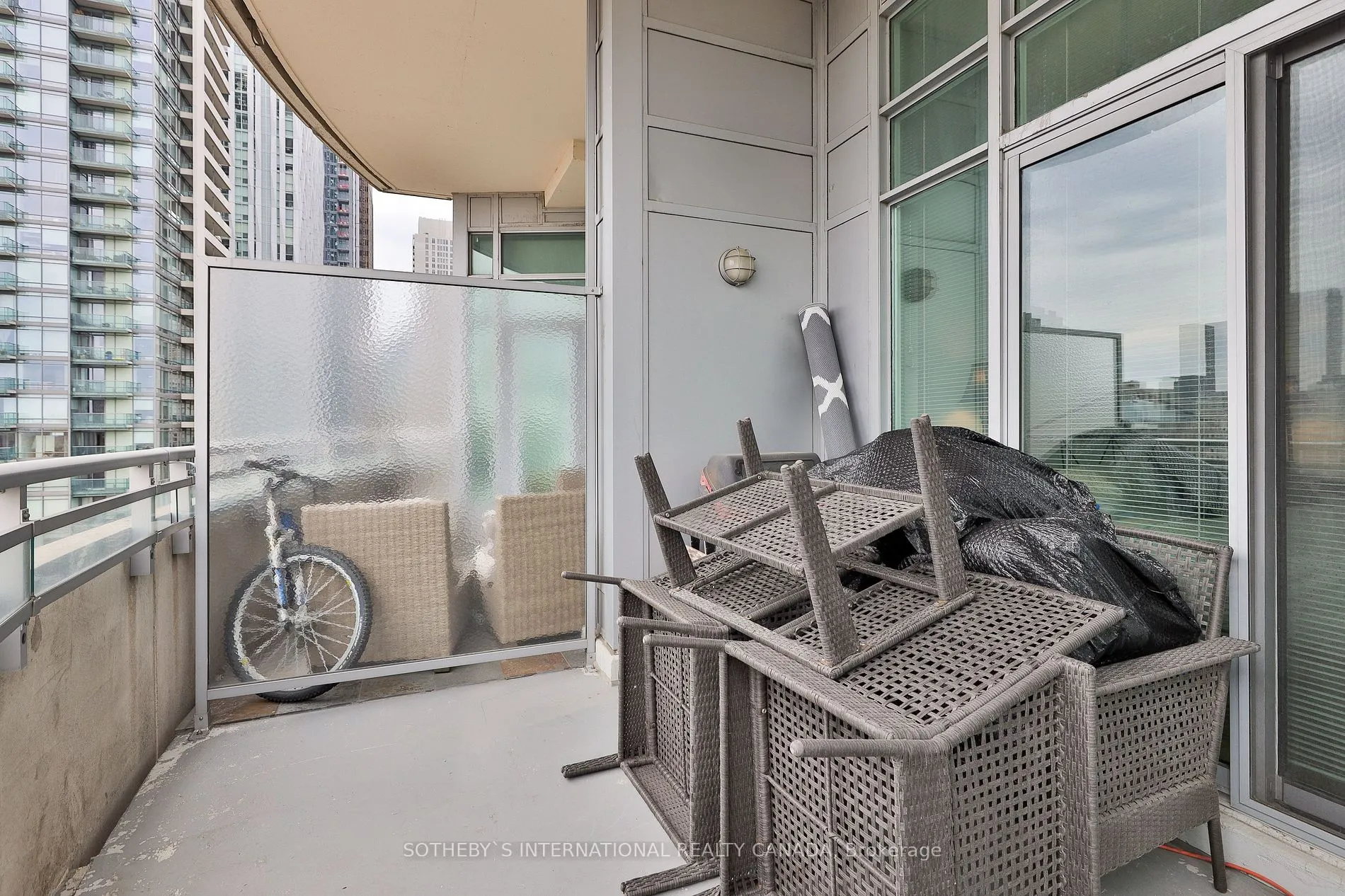 8 Scollard Street, #Ph 201