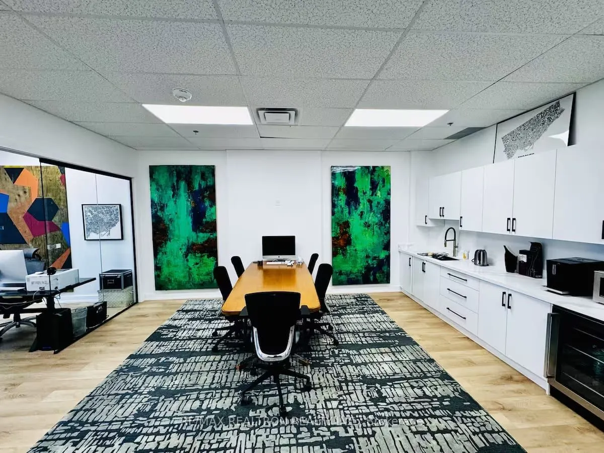 595 Sheppard Avenue E, #204