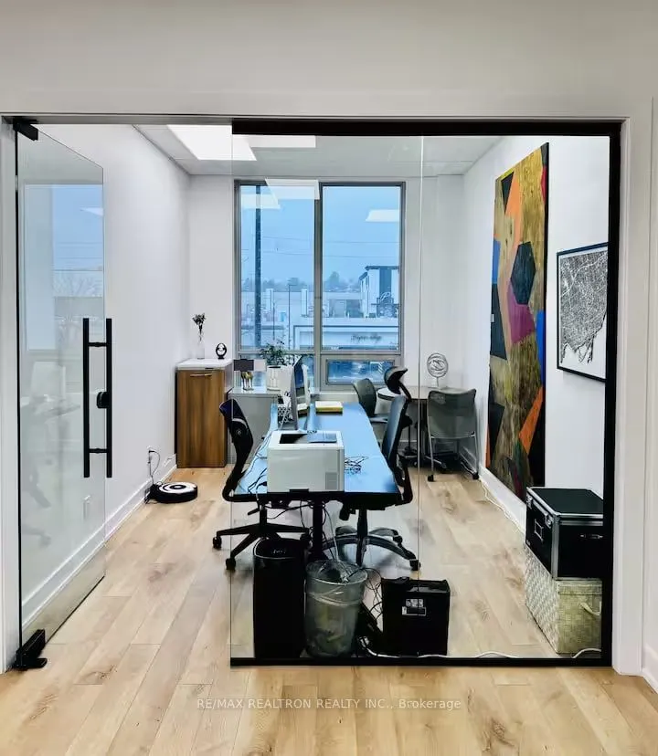 595 Sheppard Avenue E, #204