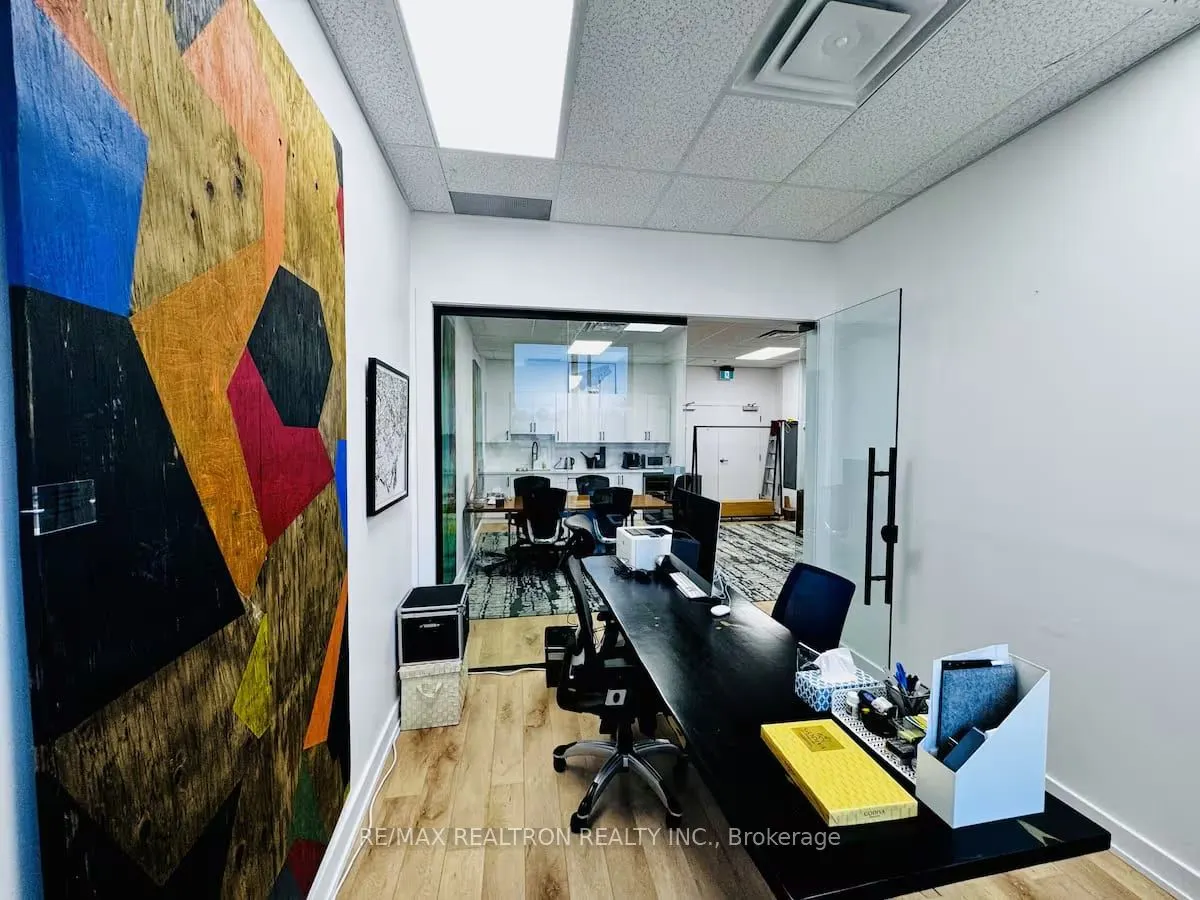 595 Sheppard Avenue E, #204
