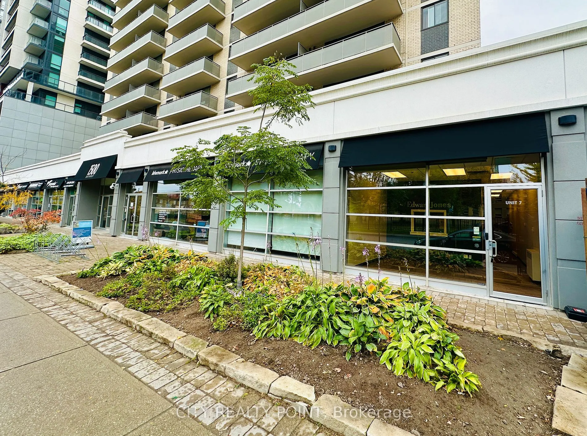 1500 Bathurst Street, #7