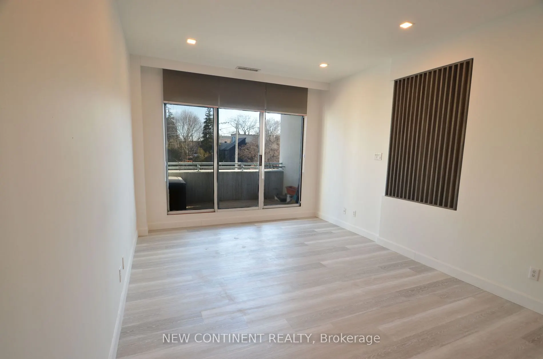 600 Eglinton Avenue E, #311