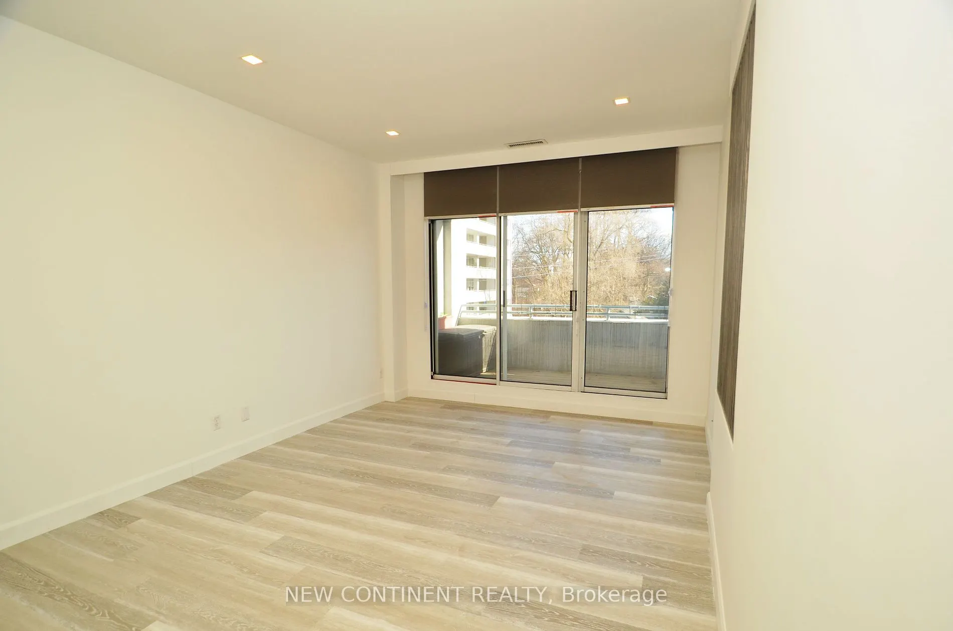 600 Eglinton Avenue E, #311