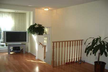 28 Sommerset Way #1520