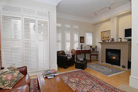 336 Davenport Rd, #201