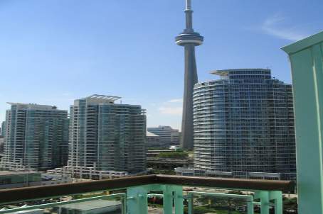 211 Queens Quay W #1105