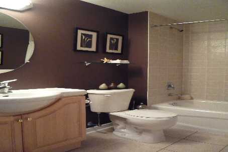 46 Western Battery Rd, #838