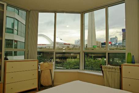228 Queens Quay W #302