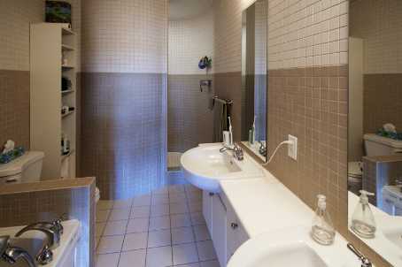 336 Davenport Rd, #201