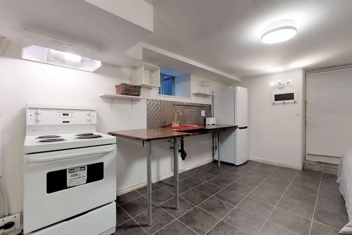 115 Gore Vale Ave