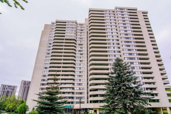 75 Wynford Heights Cres 75 Wynford Heights Cres