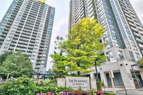 18 Harrison Garden Blvd 18 Harrison Garden Blvd