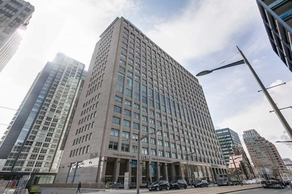 111 St Clair Ave W, Toronto