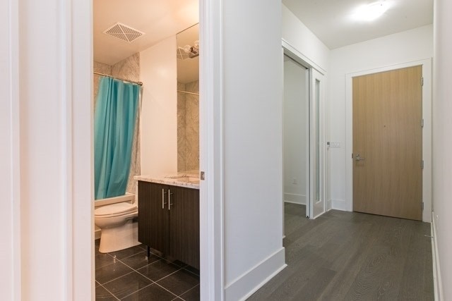 29 Queens Quay E #918