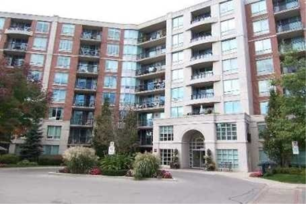 28 William Carson Cres 28 William Carson Cres