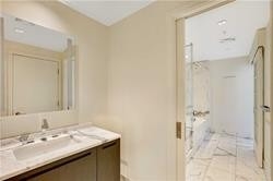 180 University Ave, #4102