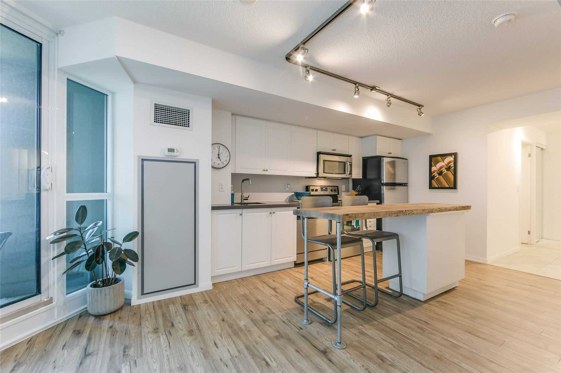#616 - 215 Fort York Blvd, Toronto