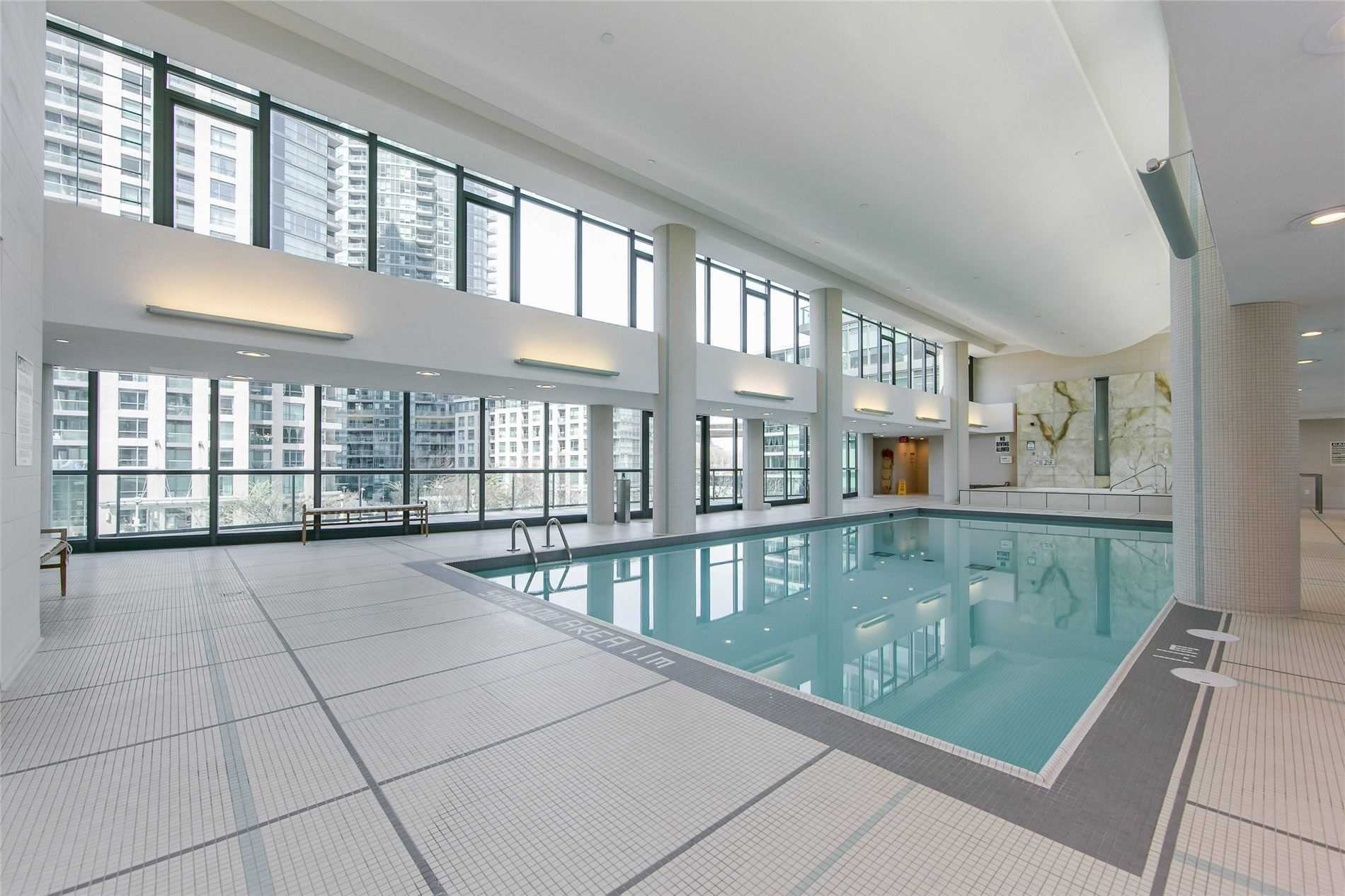 #616 - 215 Fort York Blvd, Toronto