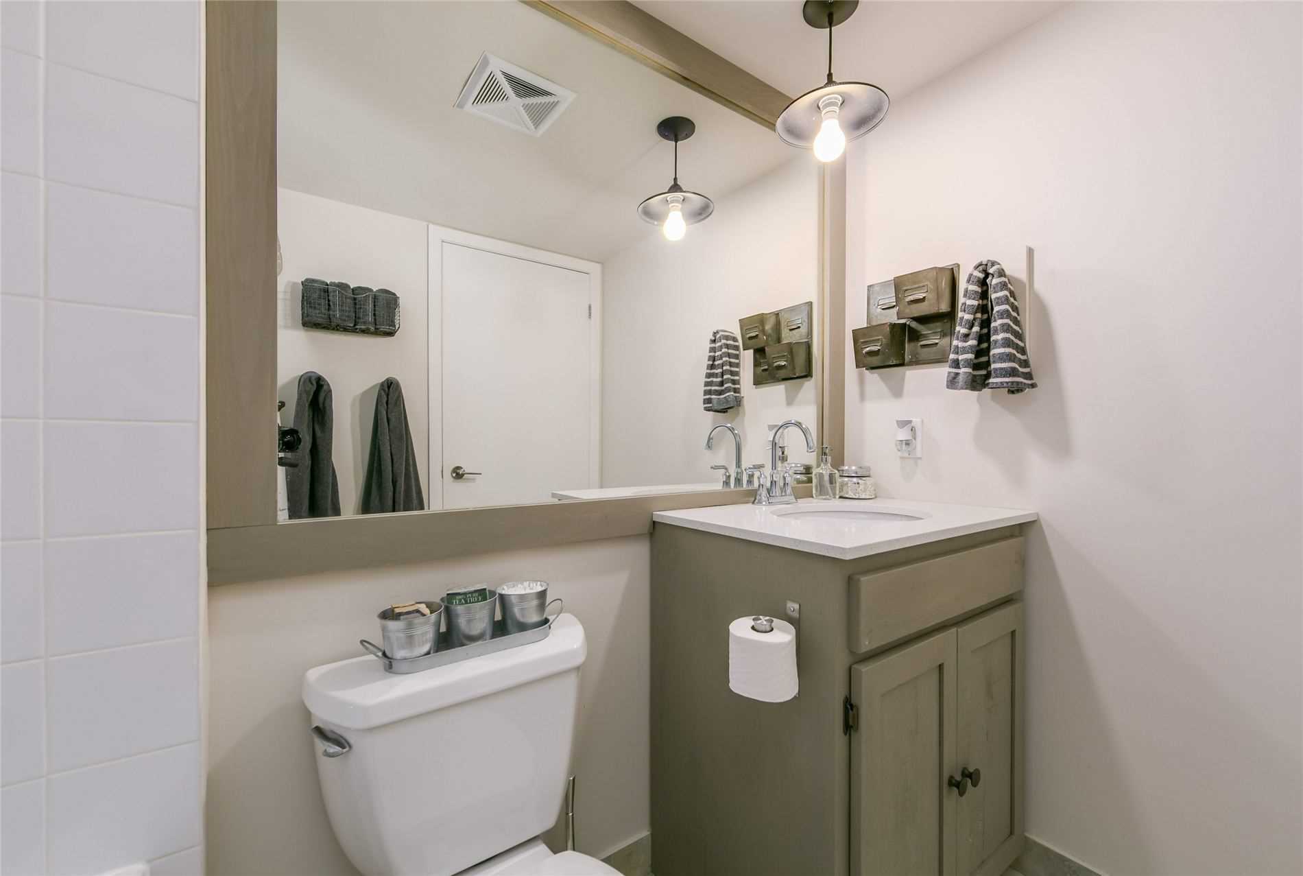 #616 - 215 Fort York Blvd, Toronto