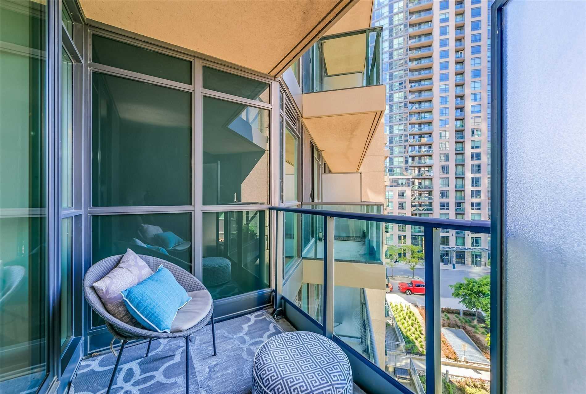#616 - 215 Fort York Blvd, Toronto
