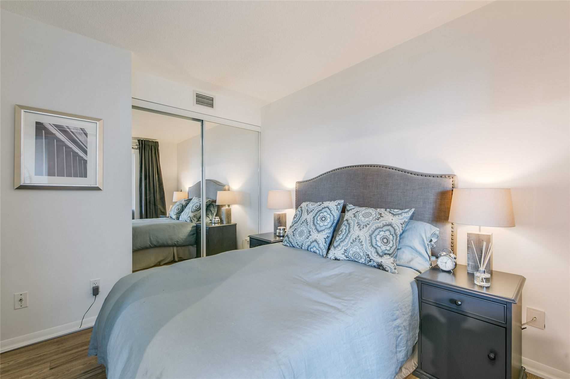 #616 - 215 Fort York Blvd, Toronto