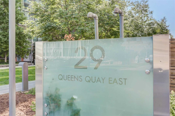 29 Queens Quay E 29 Queens Quay E