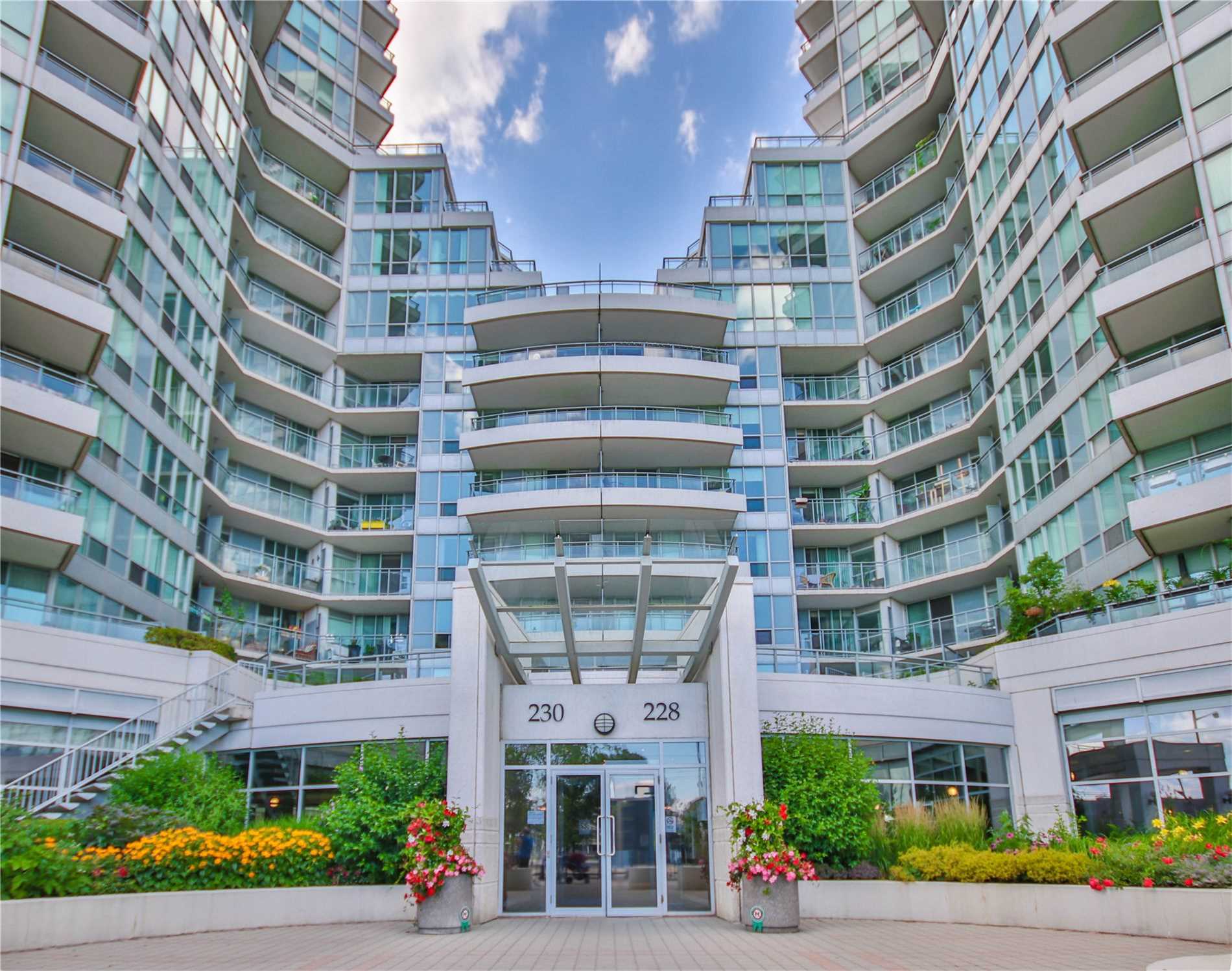 228 Queens Quay W #302
