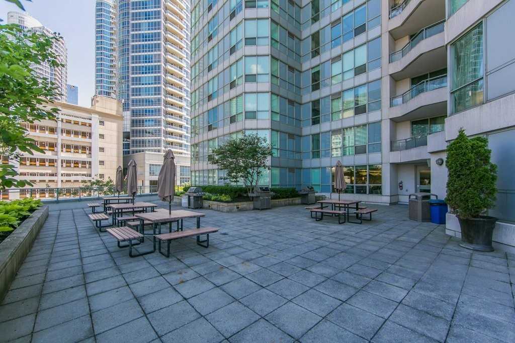 230 Queens Quay W #222