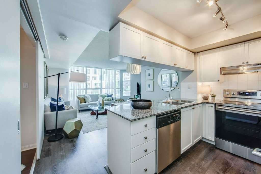 230 Queens Quay W #222