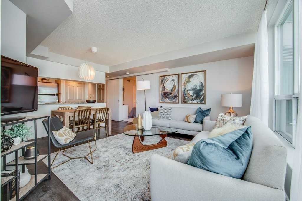 230 Queens Quay W #222