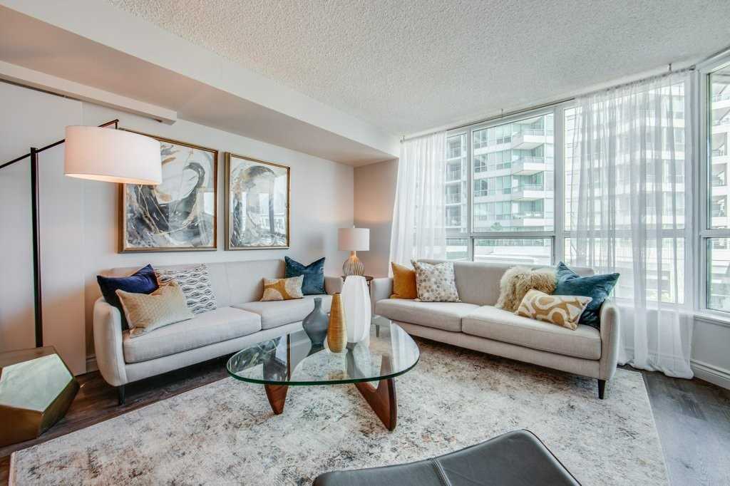 230 Queens Quay W #222
