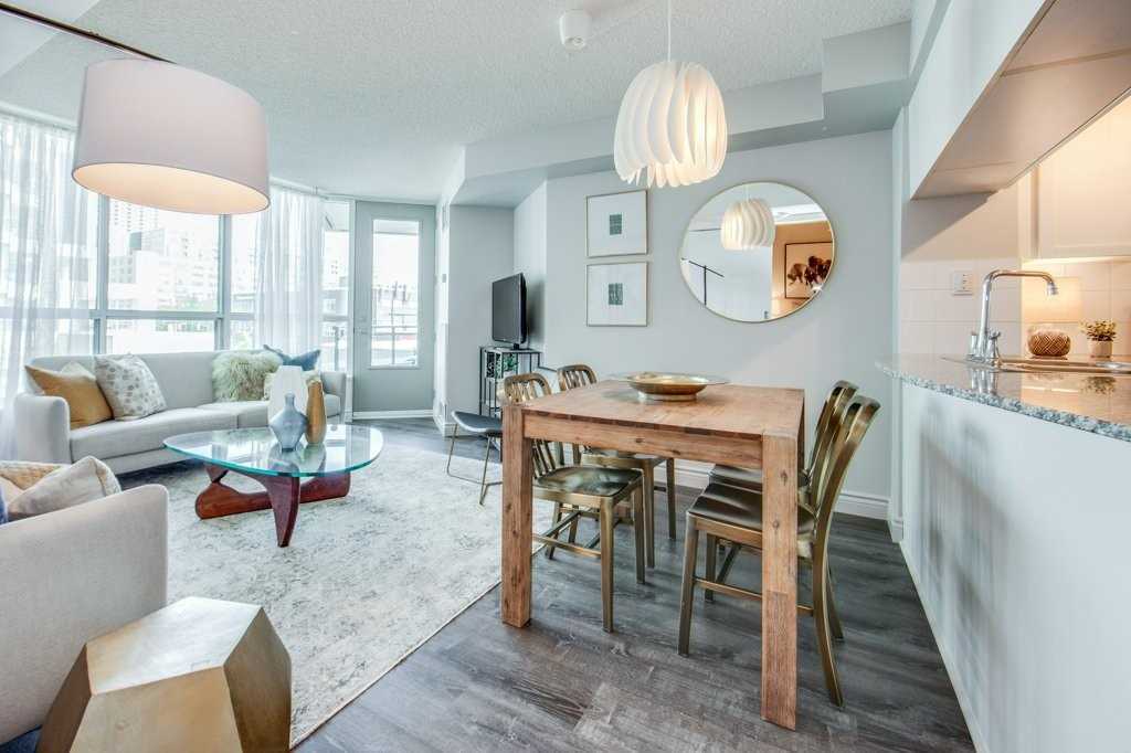 230 Queens Quay W #222