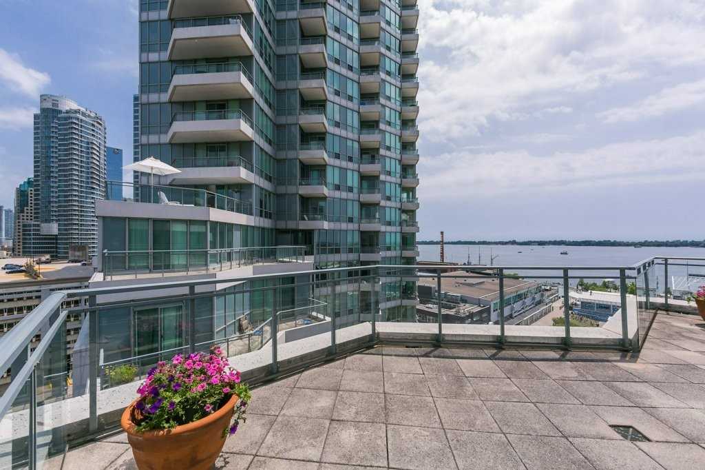 230 Queens Quay W #222