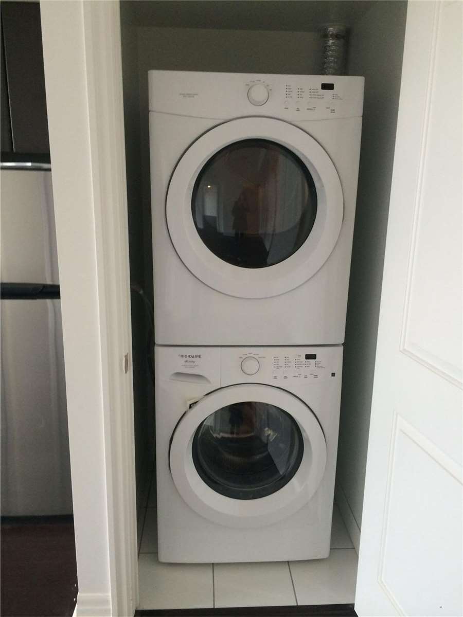 275 Yorkland Rd, #3201