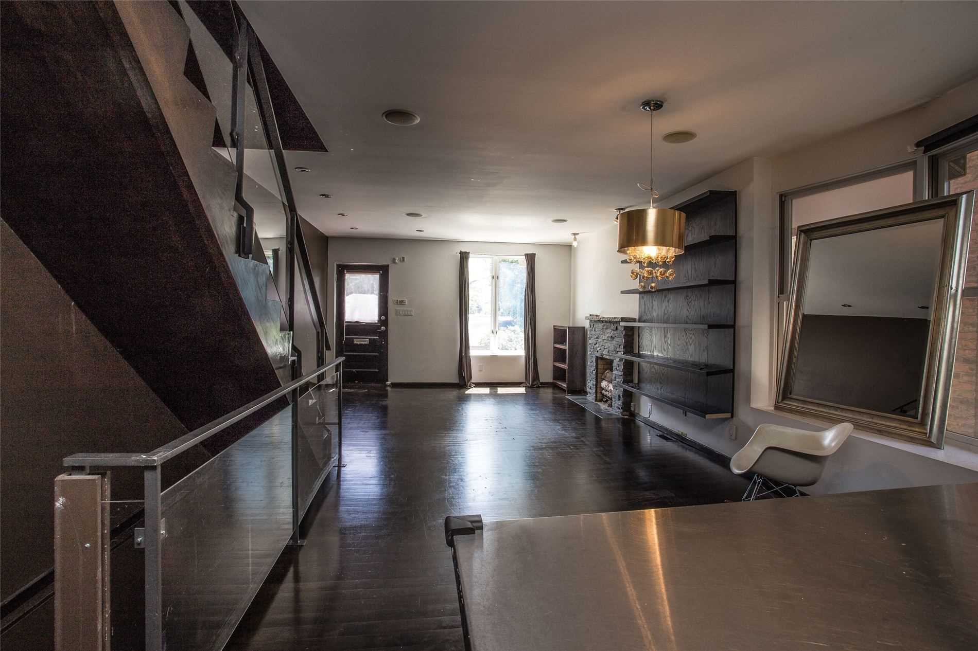 Dupont St (MLS® C4847831) See this detached house for rent in