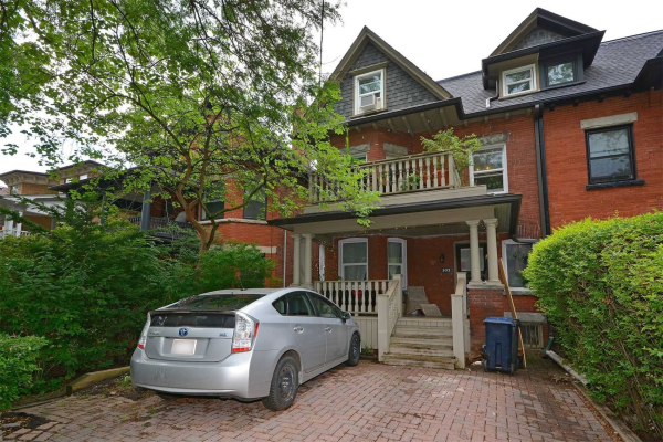 102 Kendal Ave, Toronto