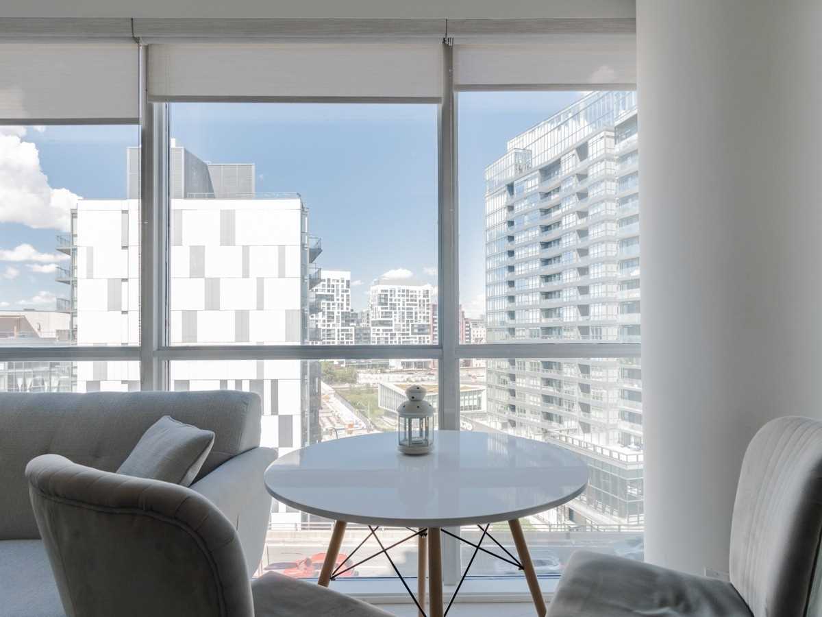 20 Bruyeres Mews, #1106