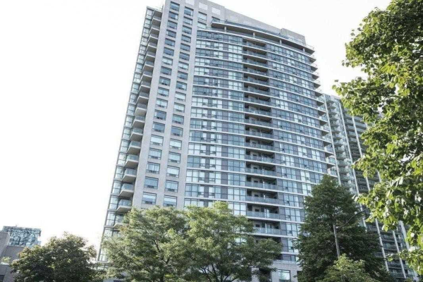 28 Harrison Garden Blvd 28 Harrison Garden Blvd