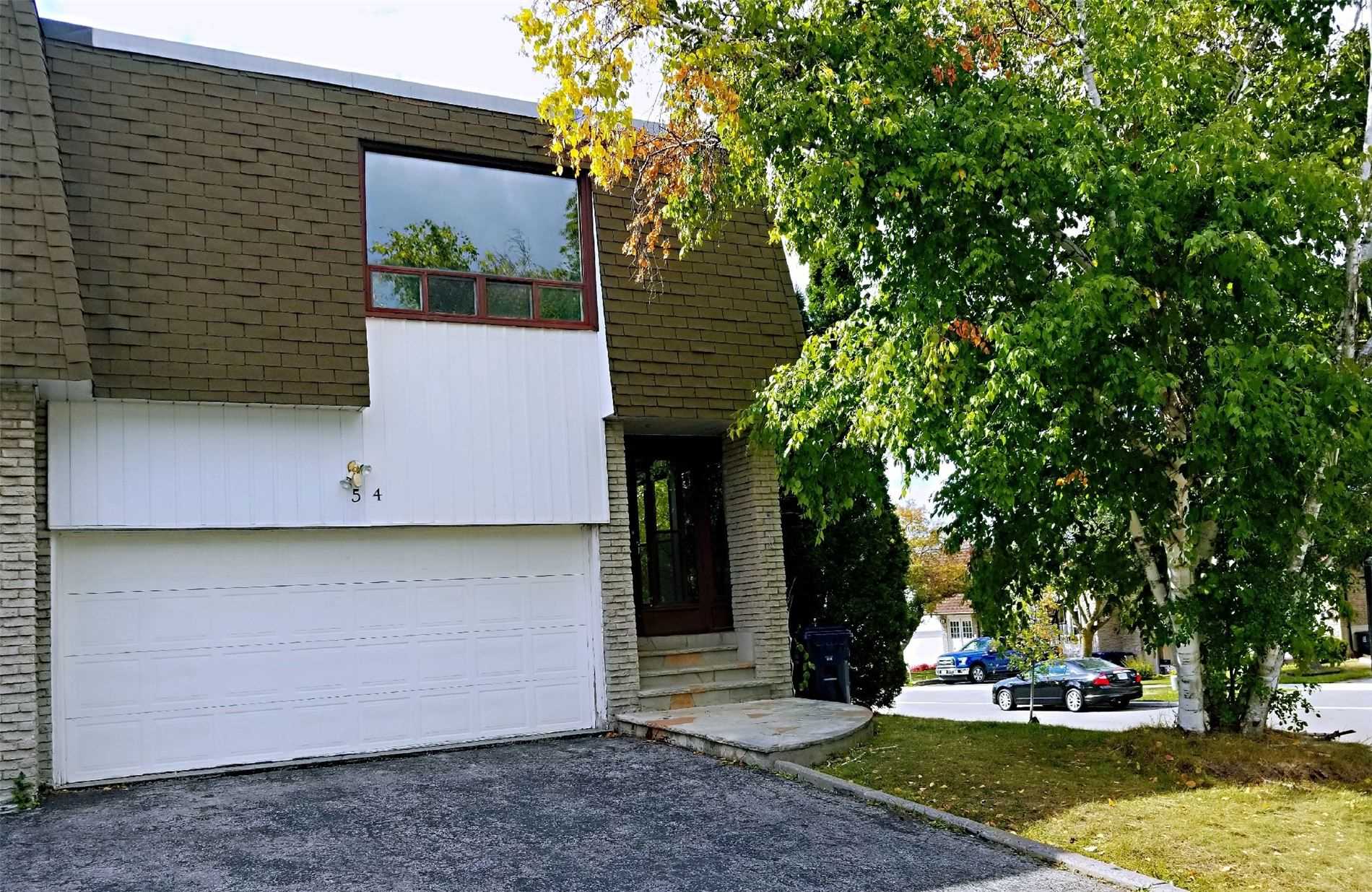 Yatesbury Rd (MLS® C4920670) See this semidetached house for sale