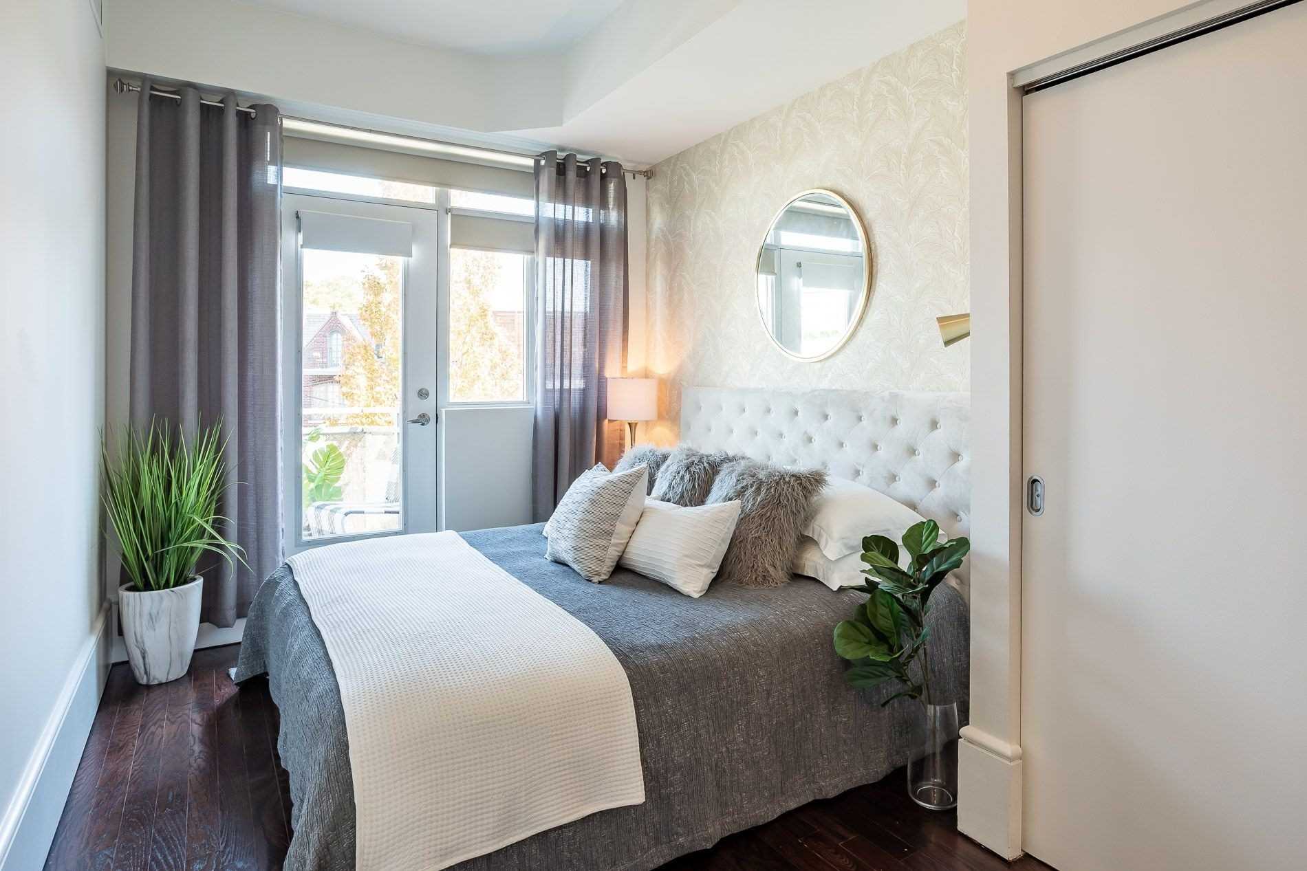 336 Davenport Rd, #201