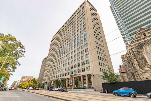 111 St Clair Ave W 111 St Clair Ave W