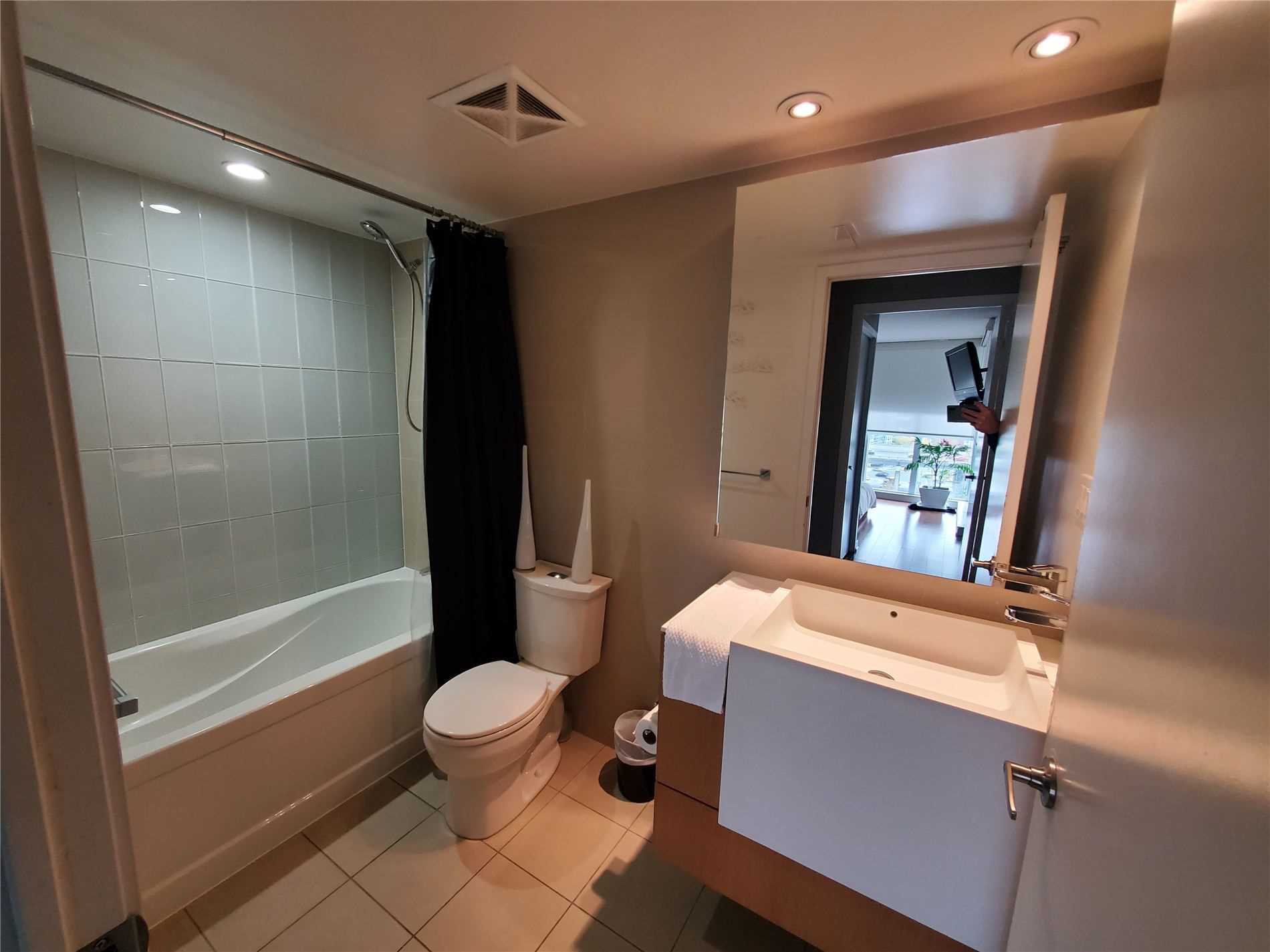 151 Dan Leckie Way #803