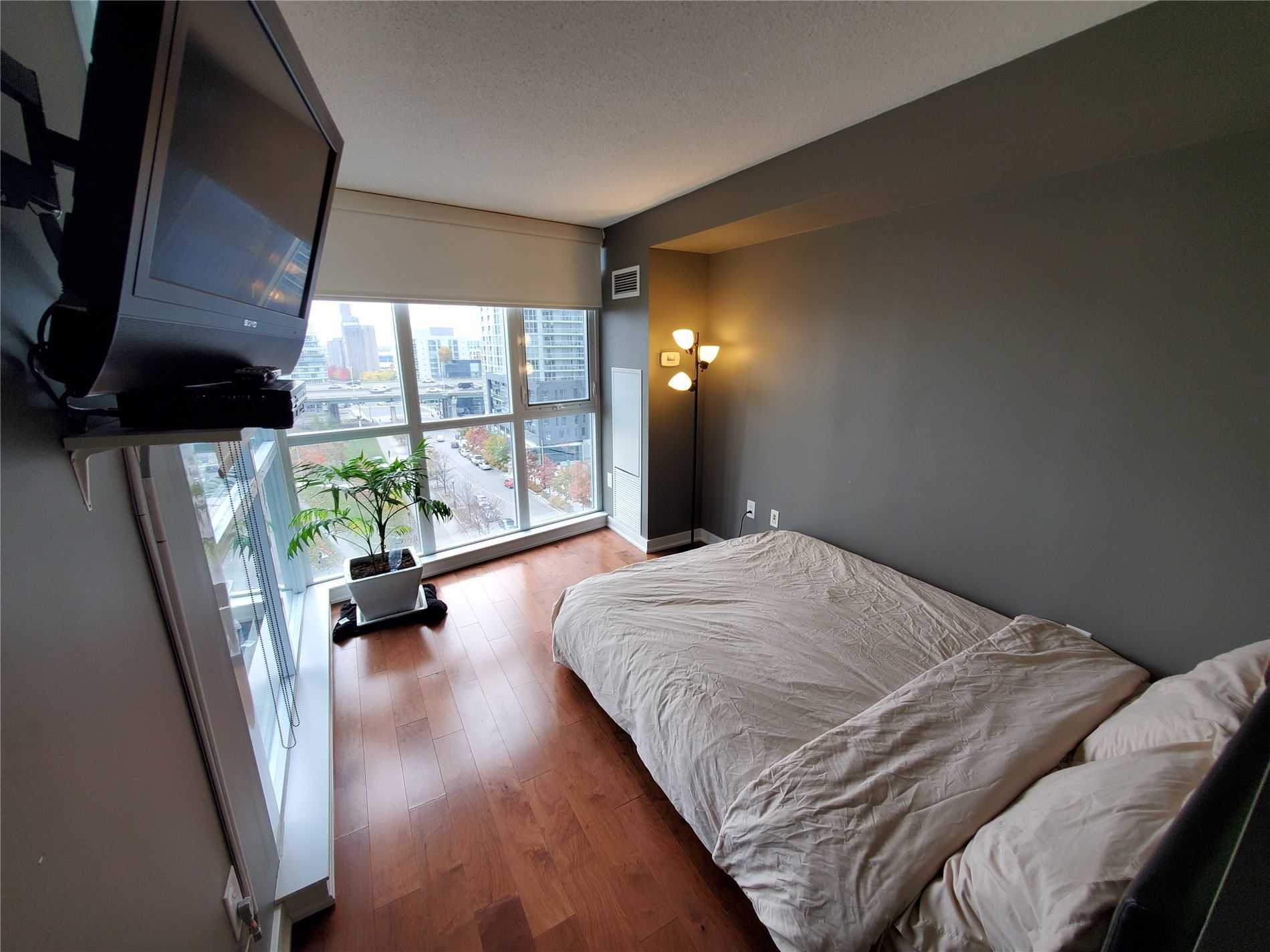 151 Dan Leckie Way #803